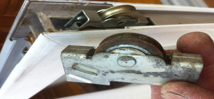 screen door roller repair in Sonoma